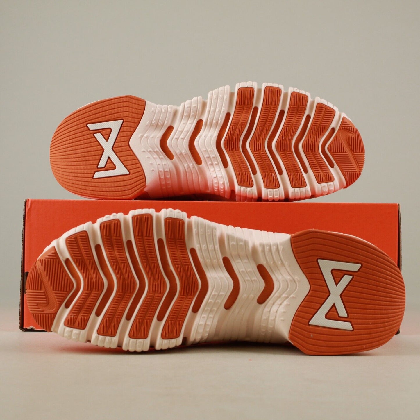 NIKE WMNS FREE METCON 5 BROWN/ORG