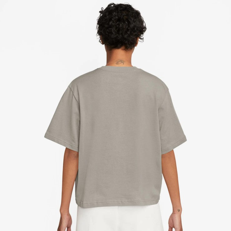 Nike Women NSW Essntl SS Tee Boxy Grey