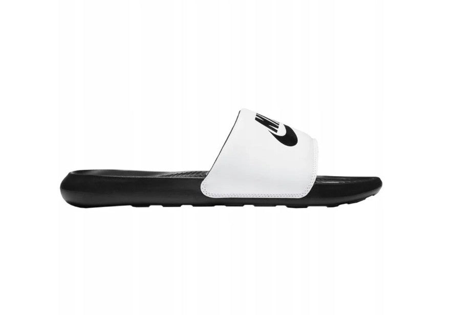 Nike Victori One