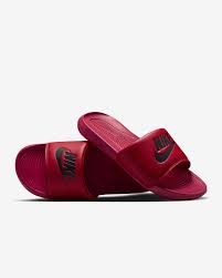 NIKE VICTORI ONE RED