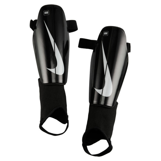 NIKE CHARGE SHIN GUARD BLK/WHT