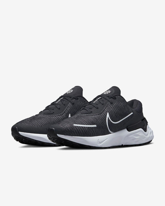 NIKE RENEW RUN 4 BLACK/WHITE